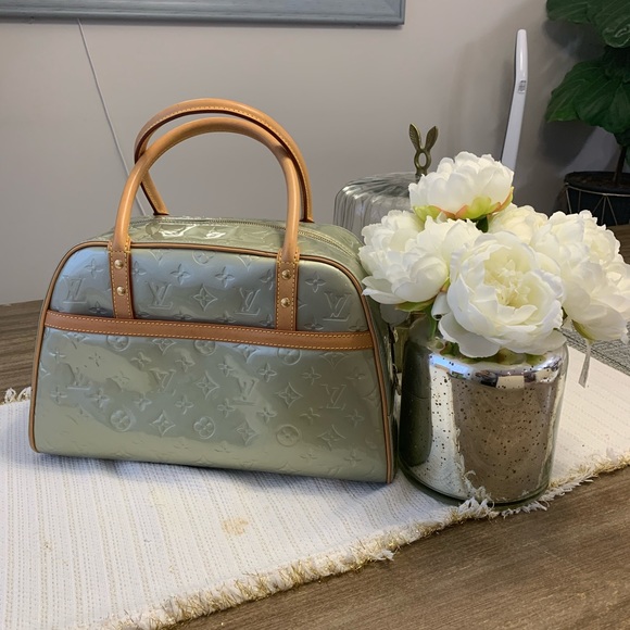 Authentic Louis Vuitton Tompkins Square Bag *Limited time offer* - Picture 14 of 14